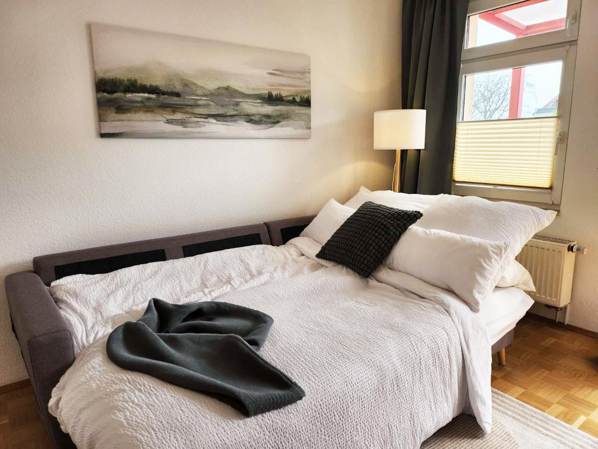 2 Zimmer, Bett Und Schlafsofa, Balkon, Waschmaschine L Λειψία Εξωτερικό φωτογραφία